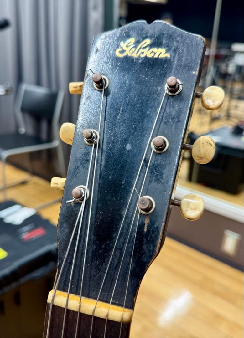 貴重！40年前後製造　Gibson L50 スクリプトロゴ　16inchボディ