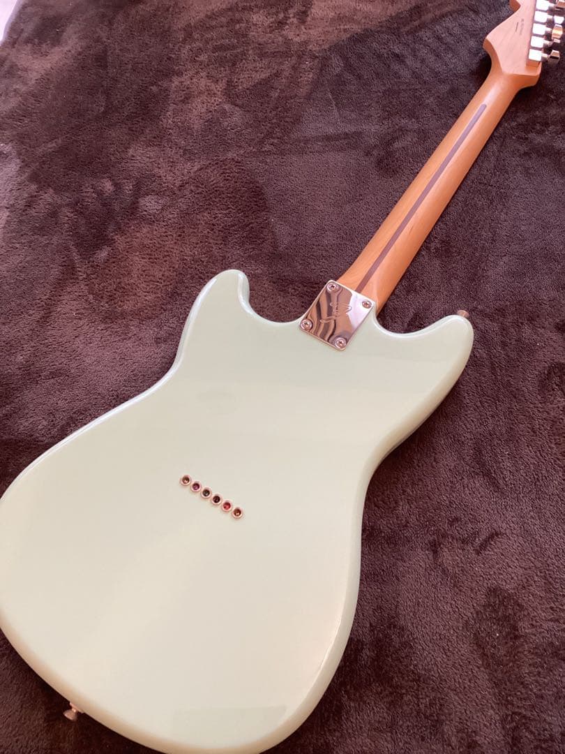 フェンダー　メキシコ　デュオソニック　ギター　グリーン