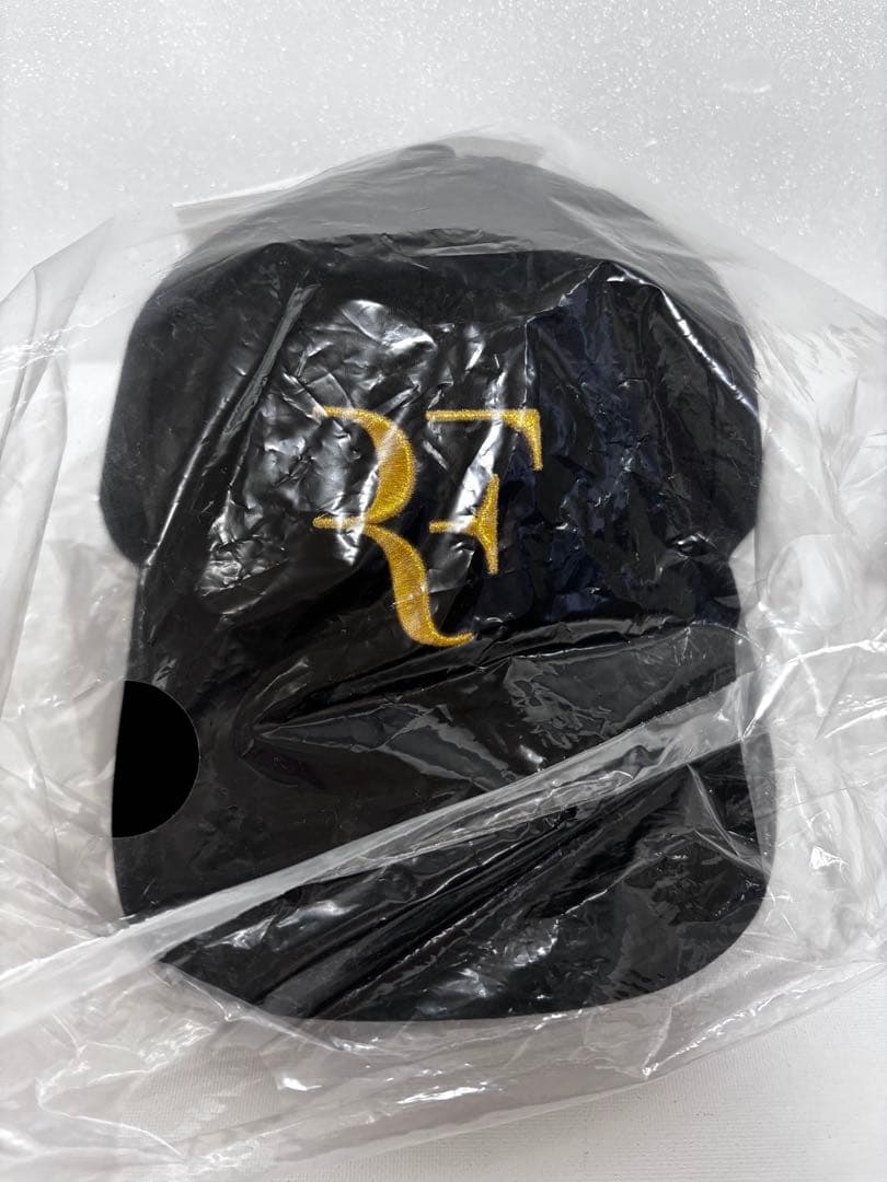 ユニクロ ロジャーフェデラー 引退記念 RF キャップ