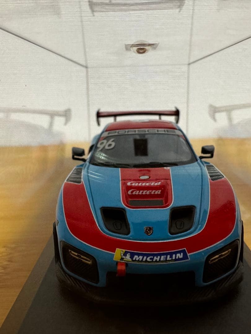 【MINICHAMPS】限定1500台 Porsche 935 #69