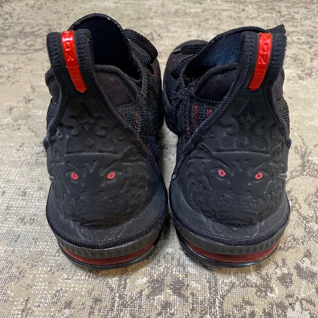 Nike バスケットボールシューズ ブラック/レッド　 レブロン16