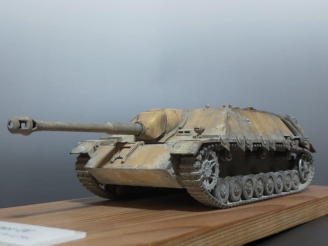 戦車模型の製作代行ページ タミヤ キングタイガー1/35