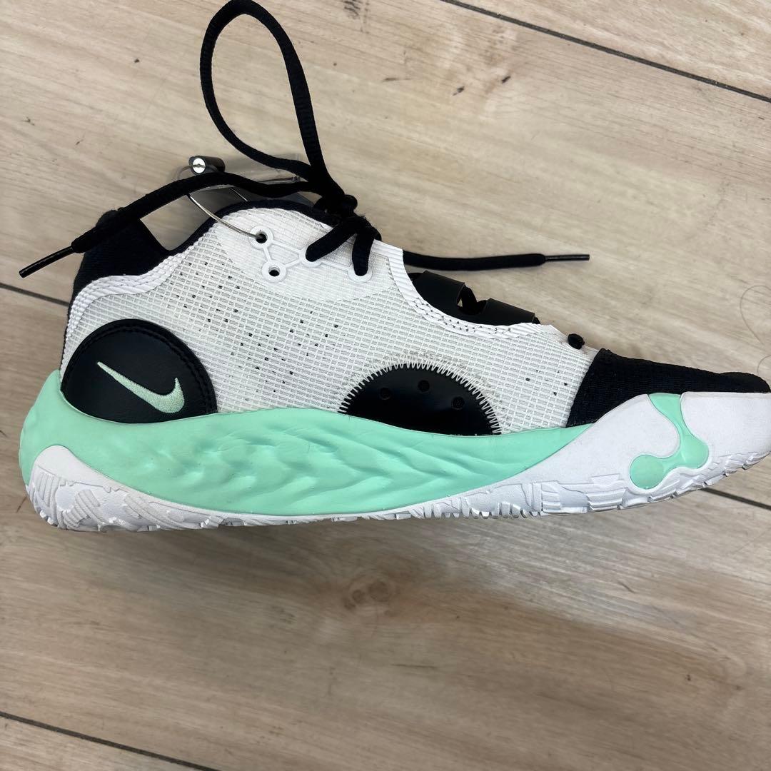 Nike バスケットボールシューズ ブラック/ホワイト/ミント