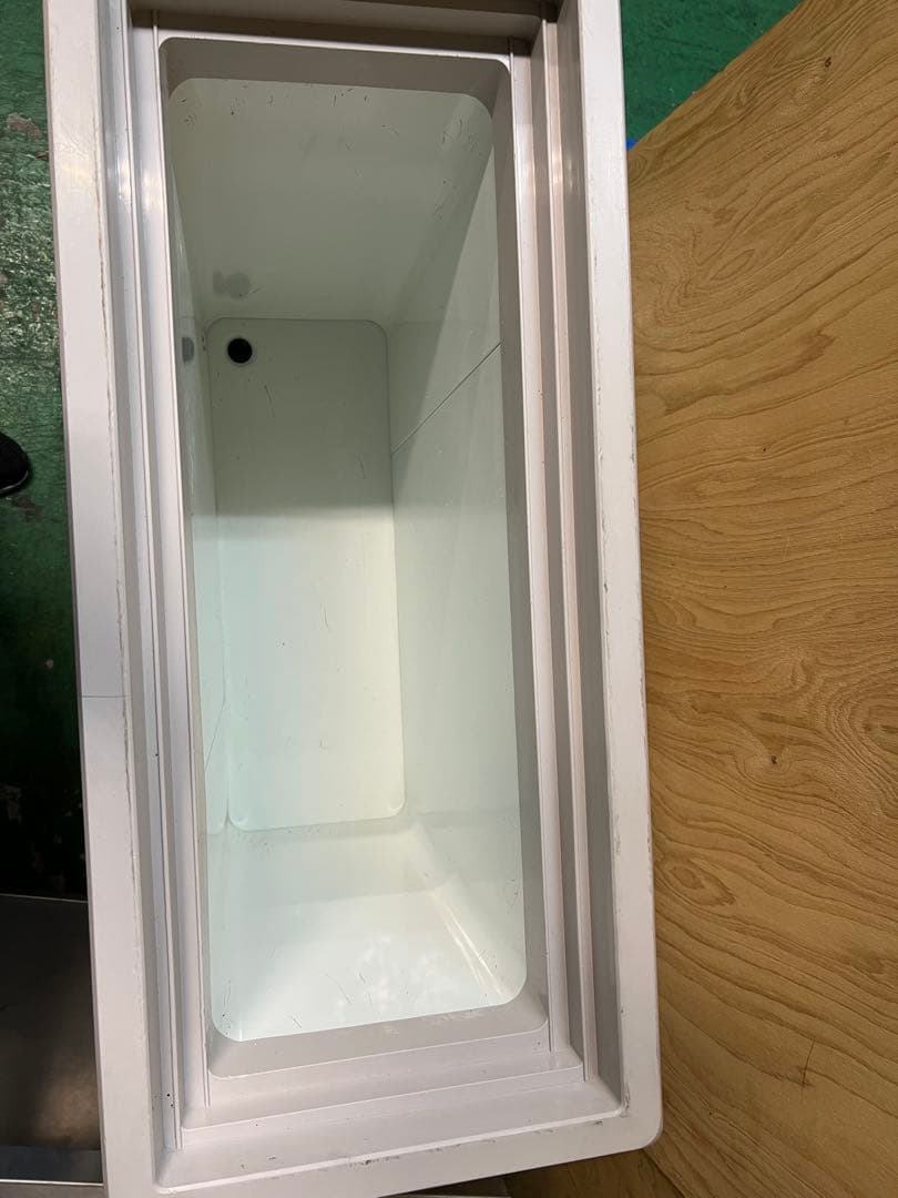 2018年 サンデン冷凍庫 65L