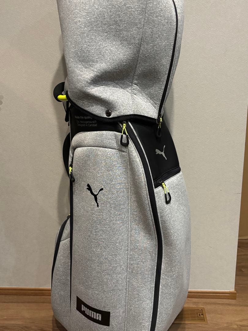 PUMA フード付きキャディバッグ グレー