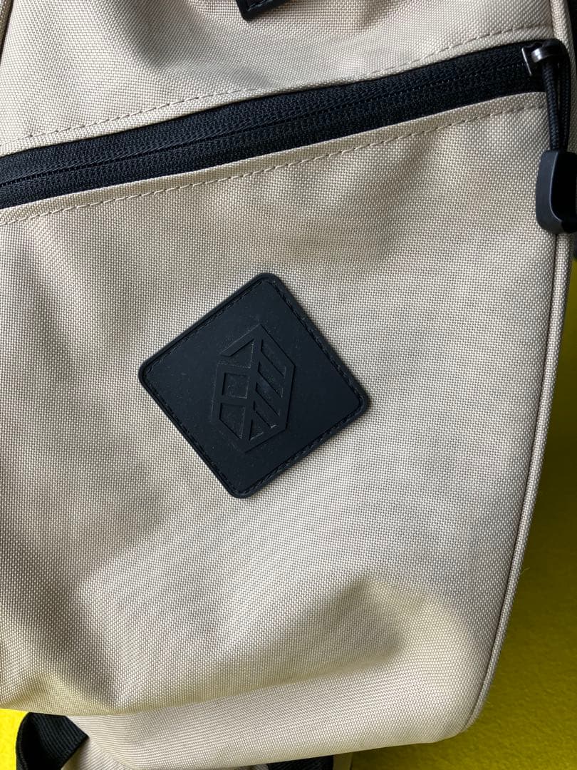 JONES ベージュ ナイロン ゴルフバッグ スタンド付き