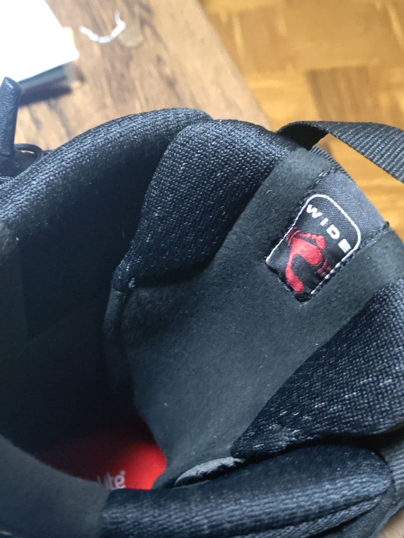 Salomon スノーボードブーツ ブラック