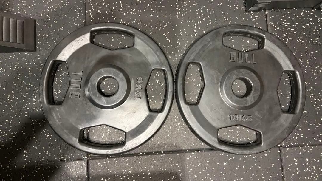 【腹ペコ大魔王】ブル10㎏ラバープレート4枚2.5㎏2枚2月15日引渡し