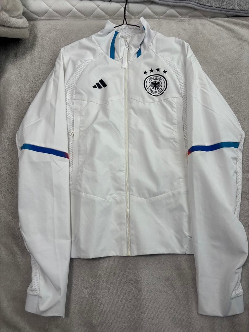 adidas ドイツ代表 ピステ Mサイズ ホワイト