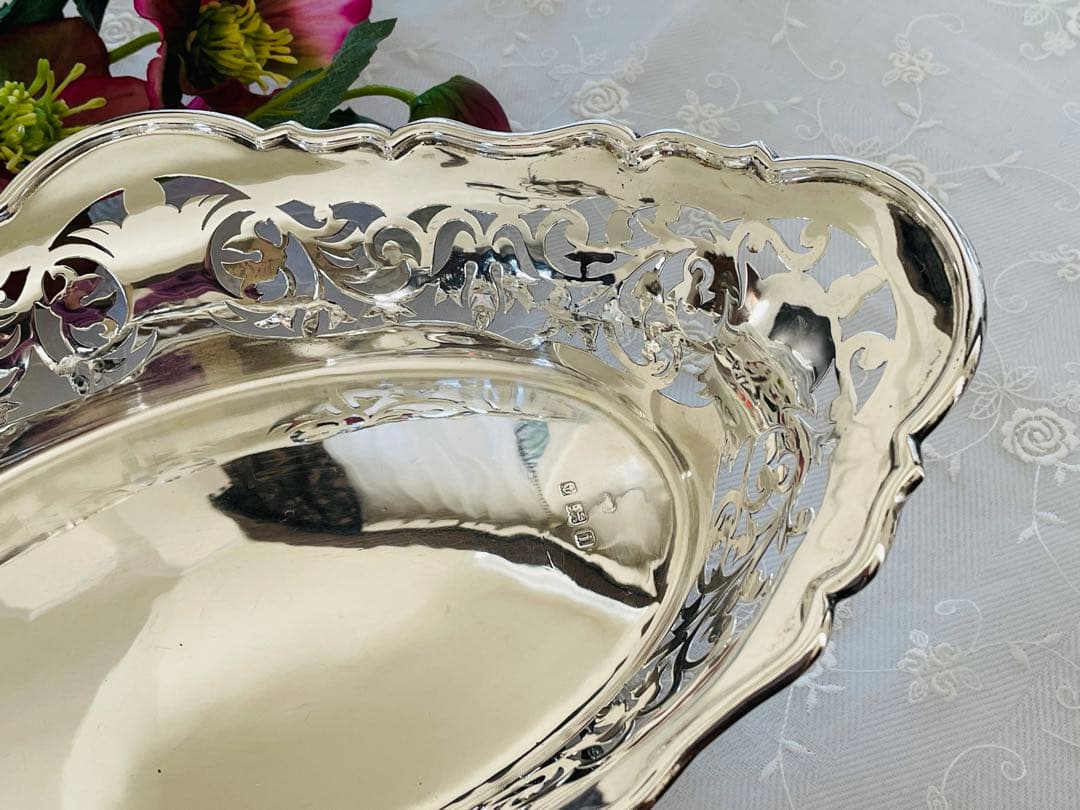 英国製　透かし細工のオーバルバスケット　スターリングシル