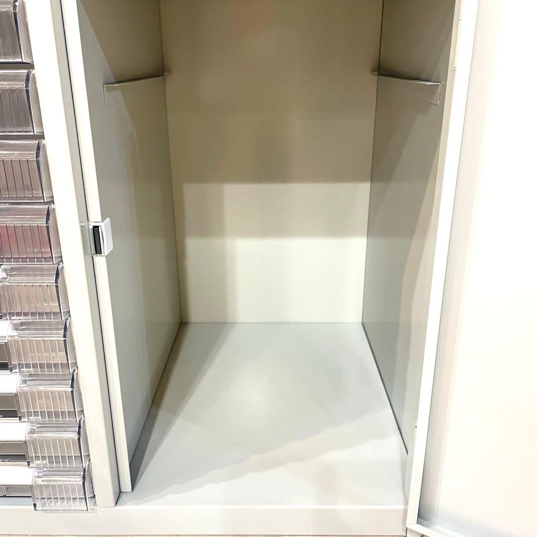 美品【ALPHA】アルファ 鍵付きキャビネット 書類収納ボックス 10段トレー付