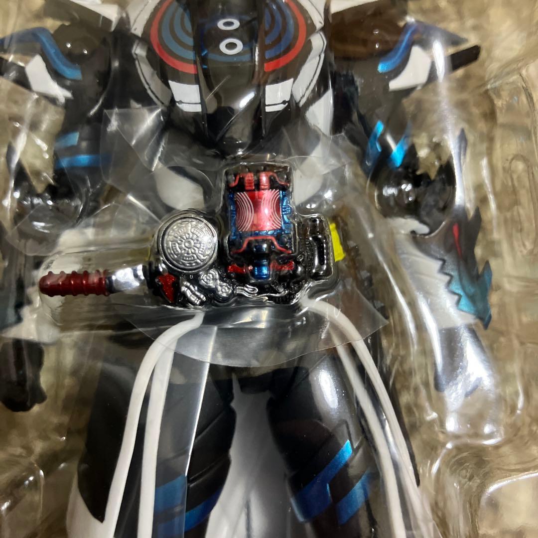 S.H.Figuarts 仮面ライダー　クローズエボル　美品　ビルド