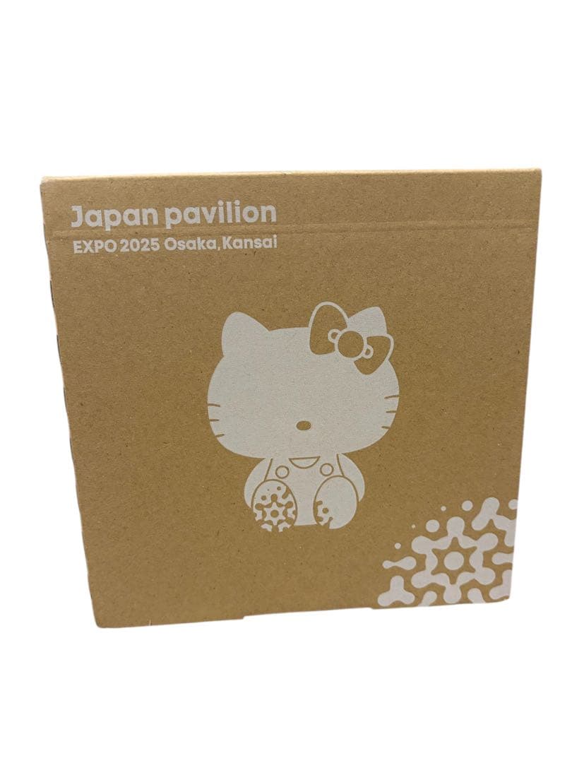 万博 日本館 キティ フィギュア