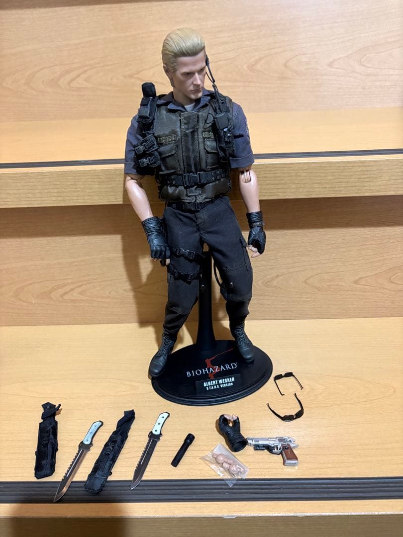 ホットトイズ マスターピース バイオハザード5 アルバート・ウェスカー