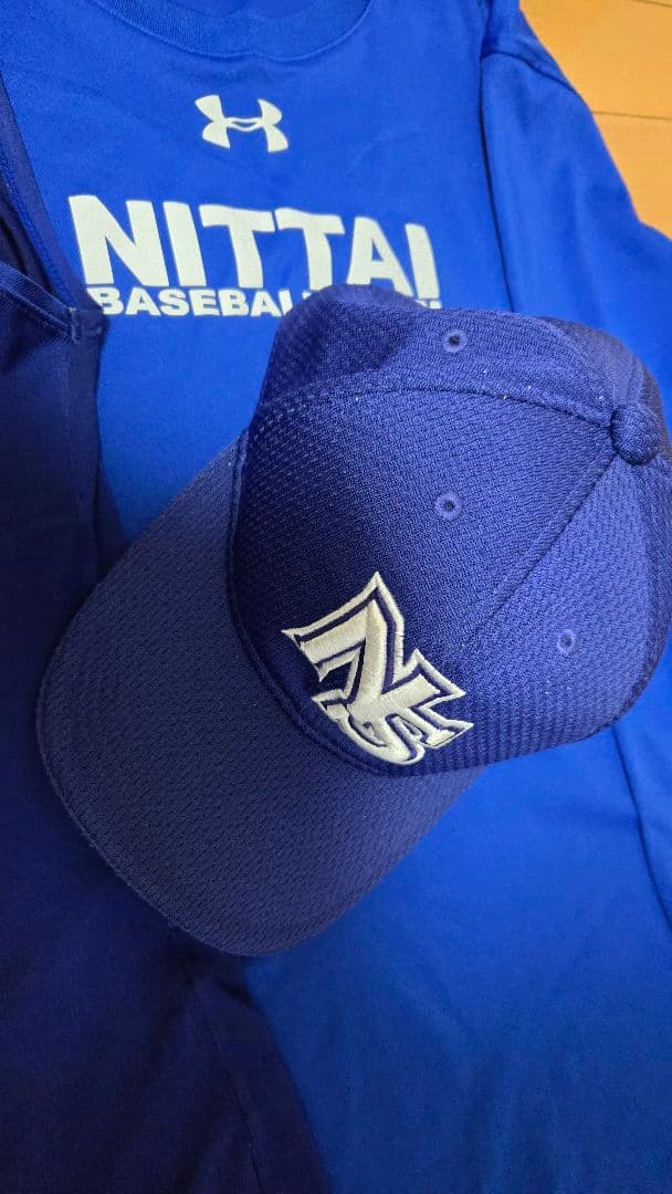 日体大 野球部 野球帽(キャップ) シャツ