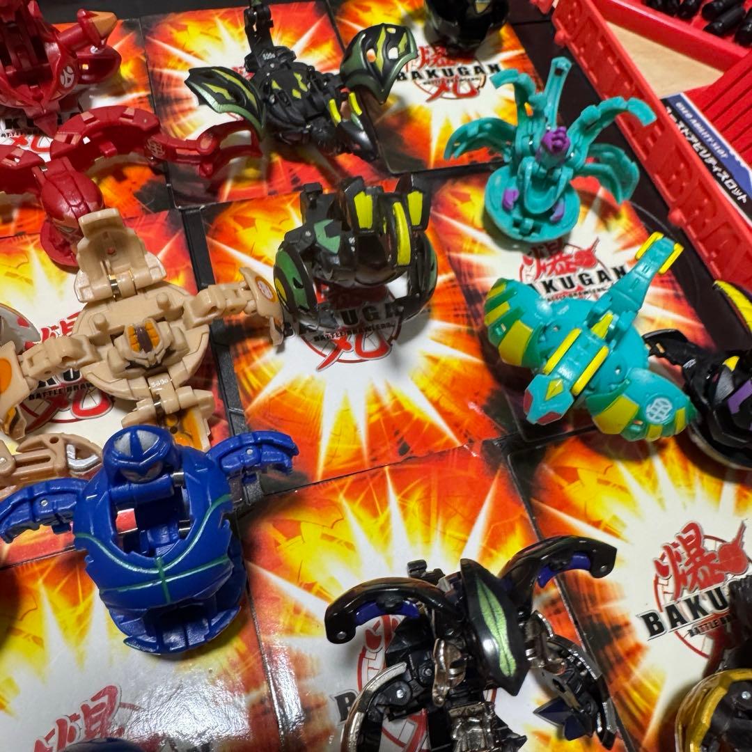 爆丸　スタジアム　本体34体　説明書付