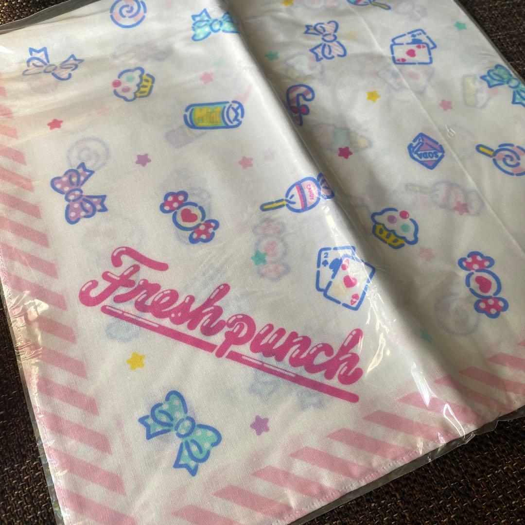 サンリオ Fresh Punch メモ帳ノート ハンカチ ギフトバッグセット