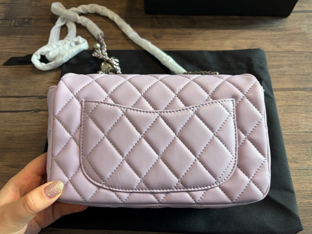 CHANEL ラベンダー キルティング ショルダーバッグ ノベルティー