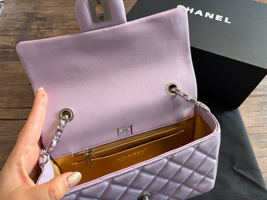CHANEL ラベンダー キルティング ショルダーバッグ ノベルティー