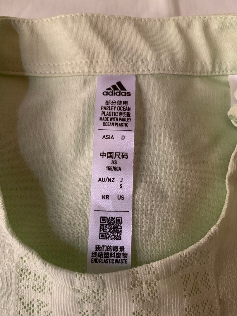 adidasセットアップ S ノースリーブスカートモックネックライトグリーン