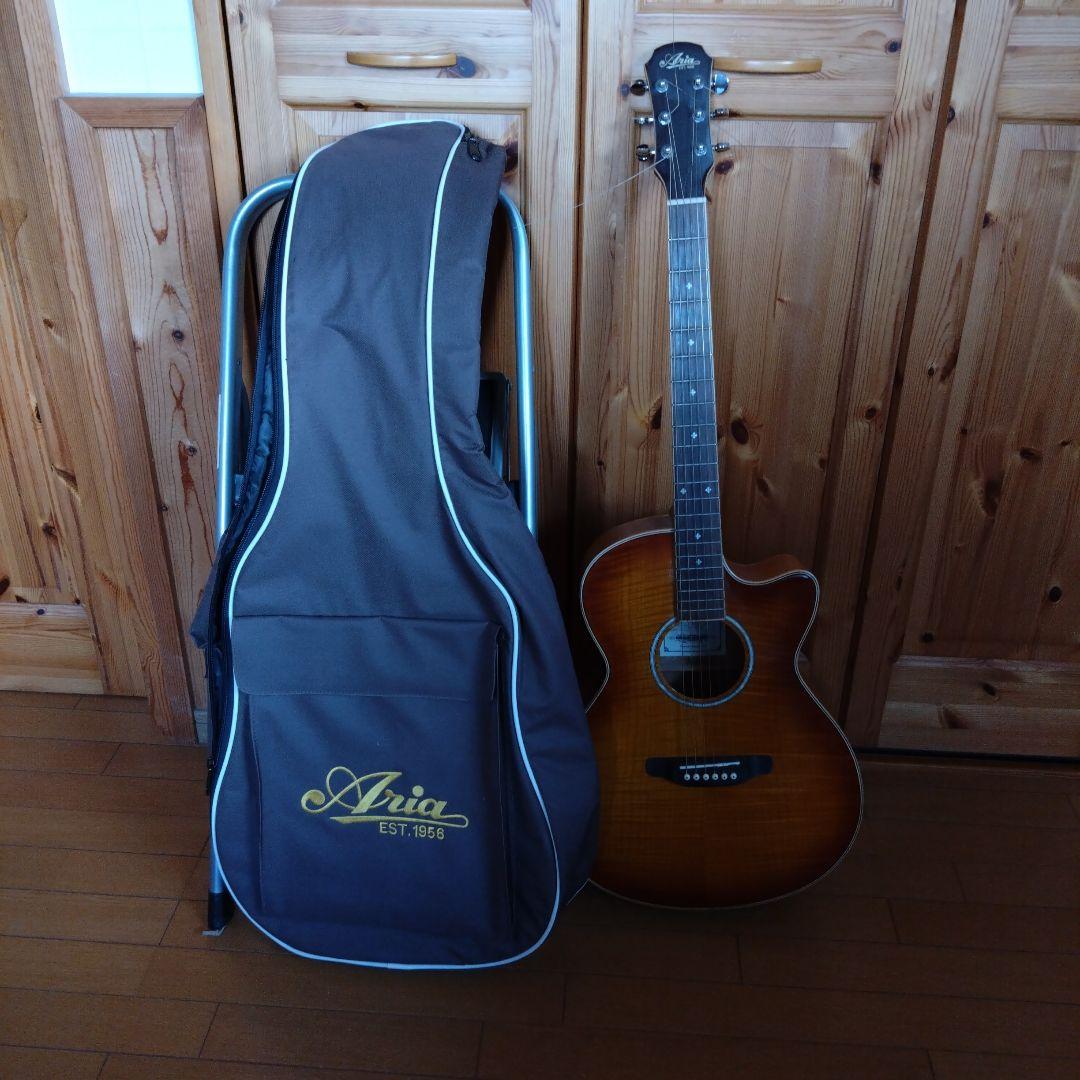 Ariaエレアコギター