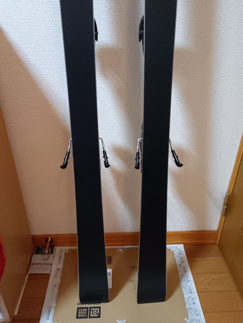 スキー板　フォルクル　24-25モデル ペレグリン PEREGRINE 7.2