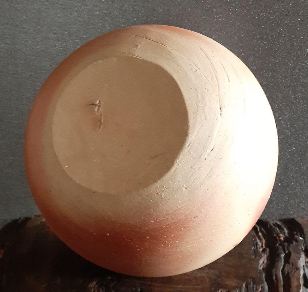 岡山県重要無形文化財【伊勢崎満】造　備前壺　共箱　父　伊勢崎陽山　弟　伊勢崎淳