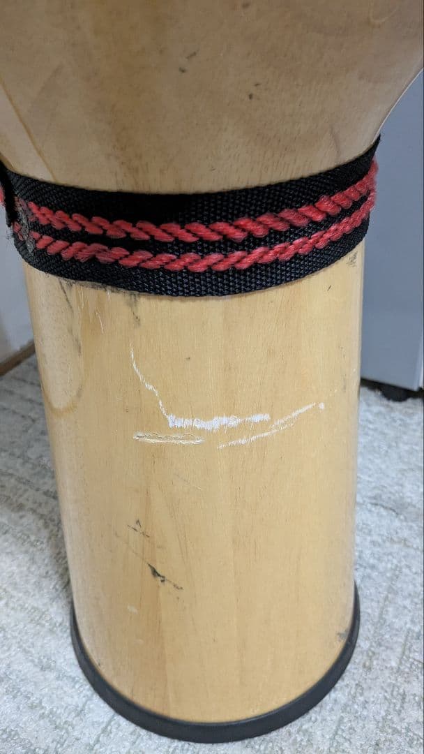 LP製のジャンベ LP720X(傷多め、演奏に支障なし)