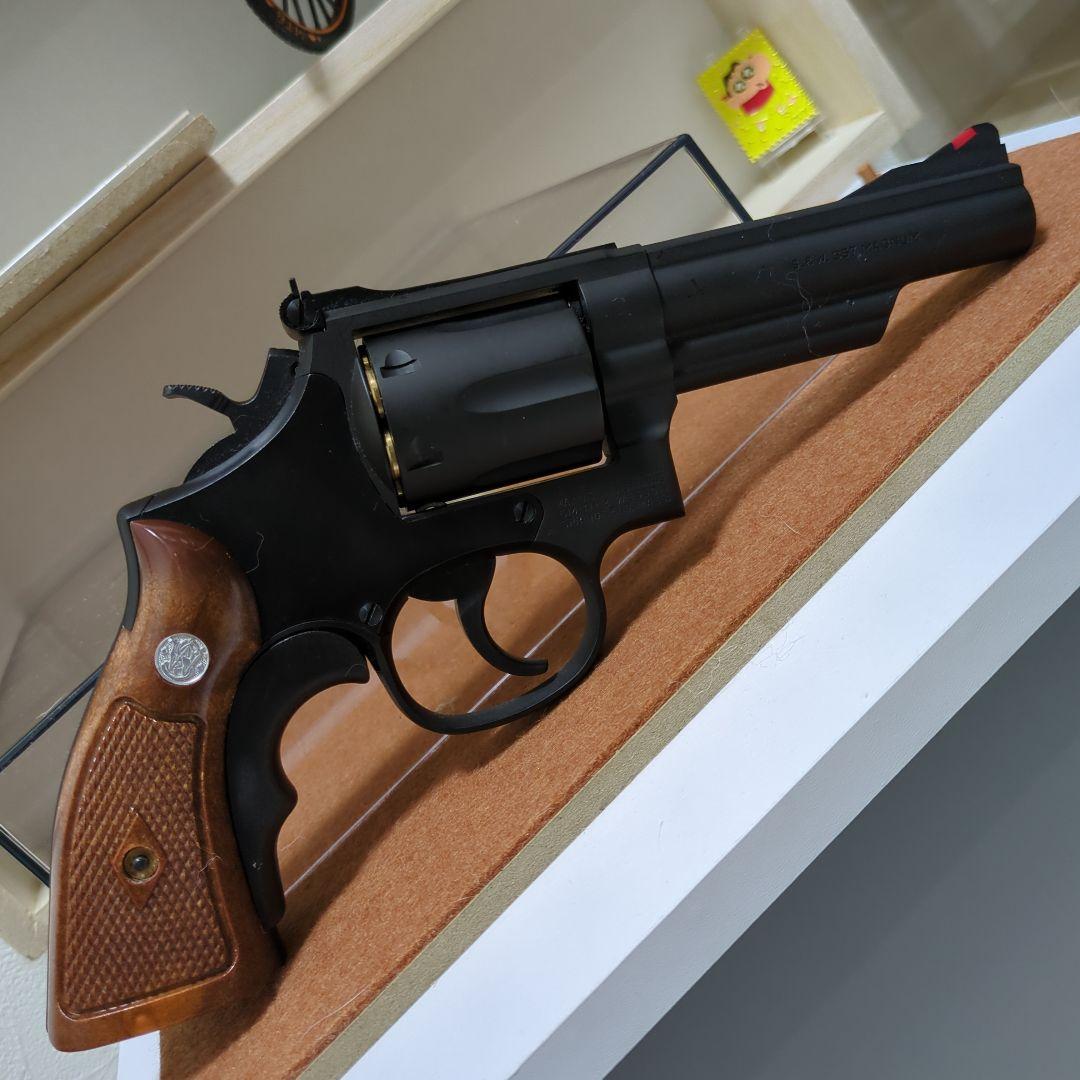 S＆W・M19・4インチ