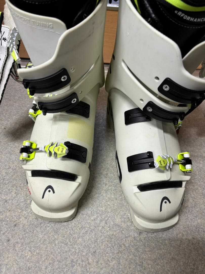 HEAD スキーブーツ ホワイト 270/275 ケース付き スキー用品