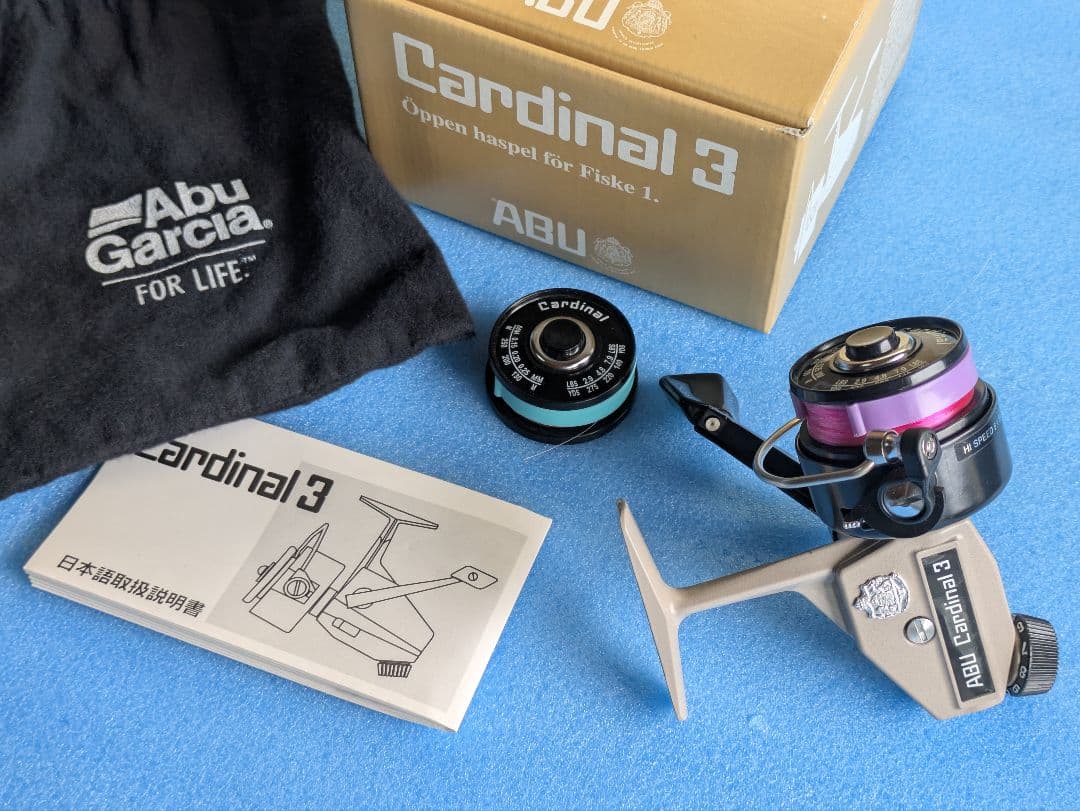 Abu Cardinal 3 スピニングリール　ベージュ