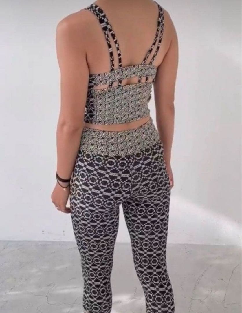 リンダワークス セットアップ ベルモット＆セラ M