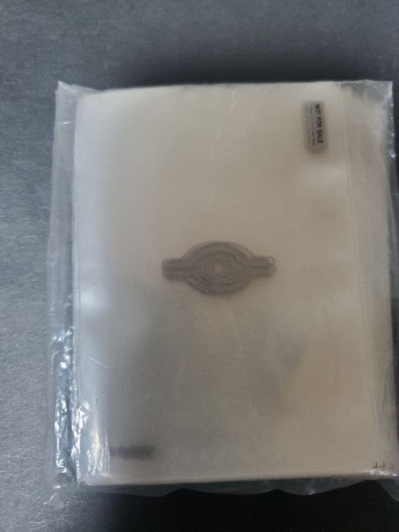 【超希少・未開封】遊戯王 初代 千年眼 銀目玉ロゴ プロテクター　スリーブ