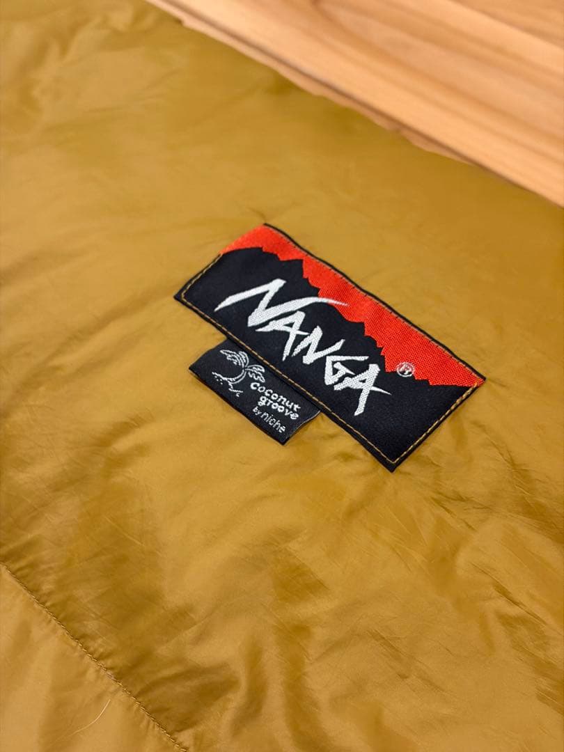 美品 NANGA ニッチ別注シュラフ