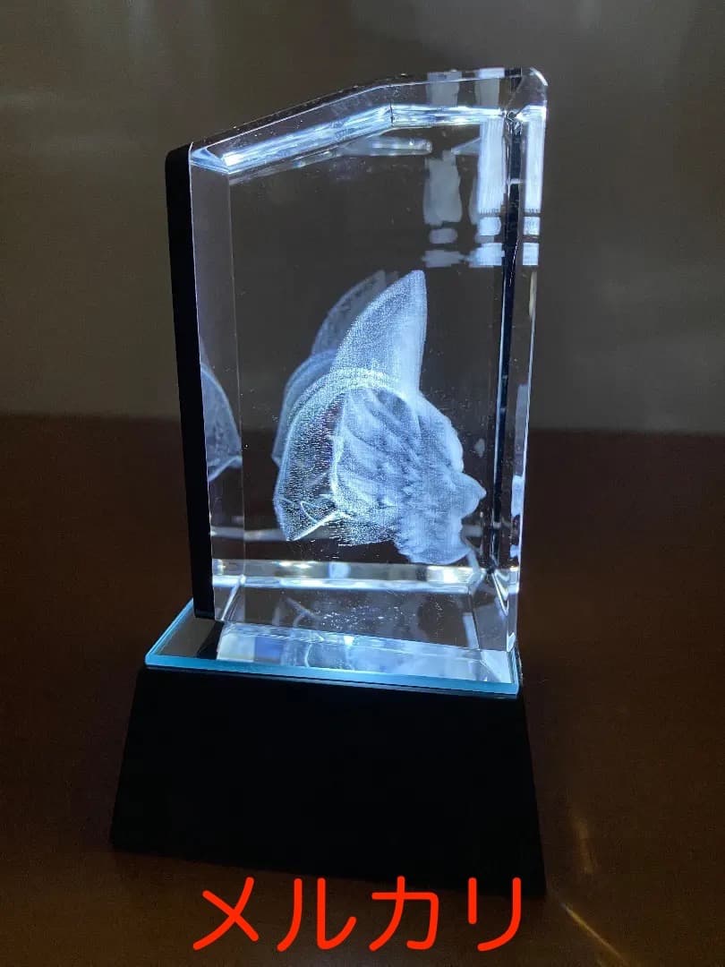 牙狼クリスタルアートRED REQUIEM(牙狼顔アップ・ザルバ顔アップ)台付き