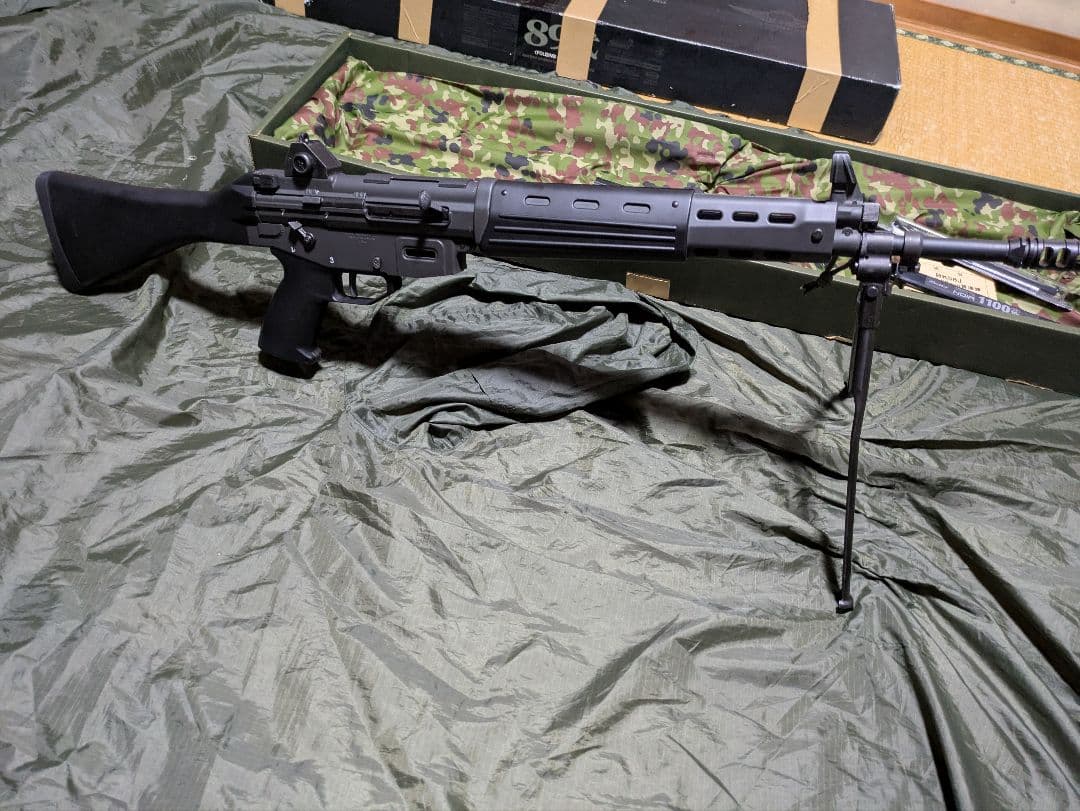 東京マルイ　電動ガン　89式小銃　希少　リポバッテリー２本付き