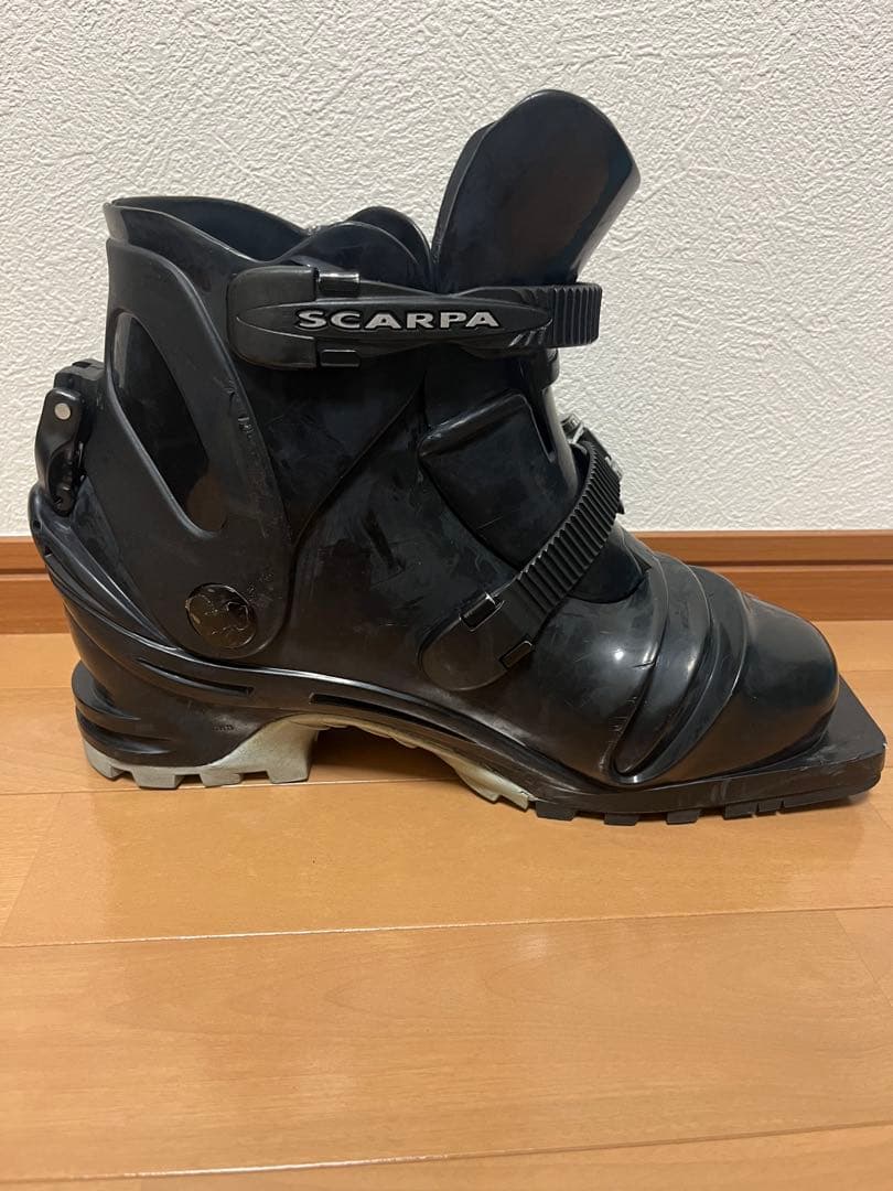 SCARPA T4 テレマークスキーブーツ