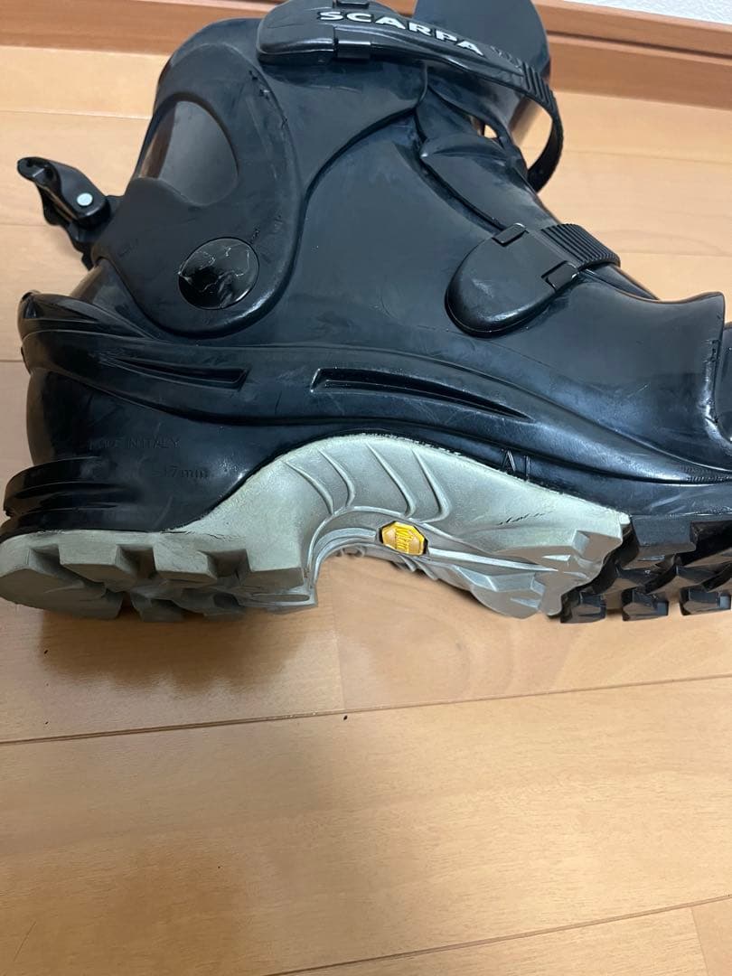 SCARPA T4 テレマークスキーブーツ