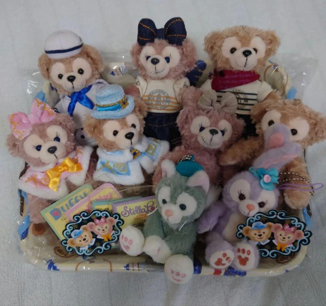 【最終price】Disney ダッフィーぬいぐるみバッチ9体+かご