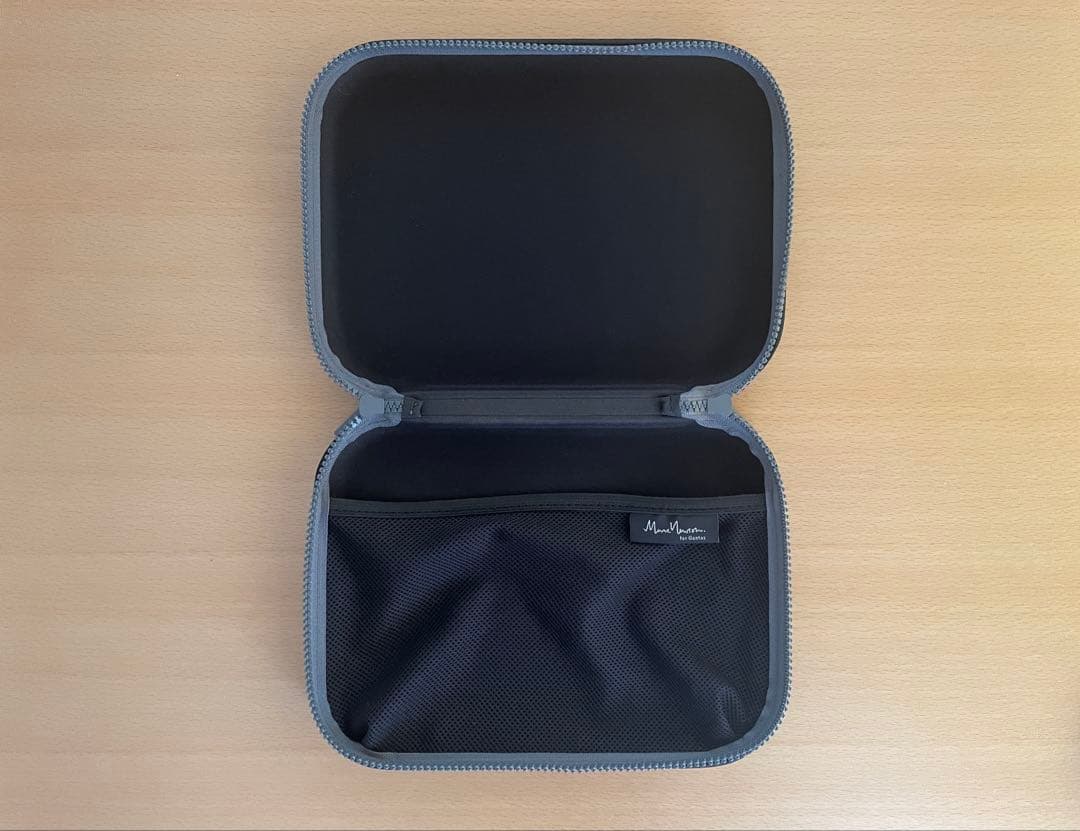 Marc NEWSONアメニティケース カンタス航空（ビジネスクラス用）