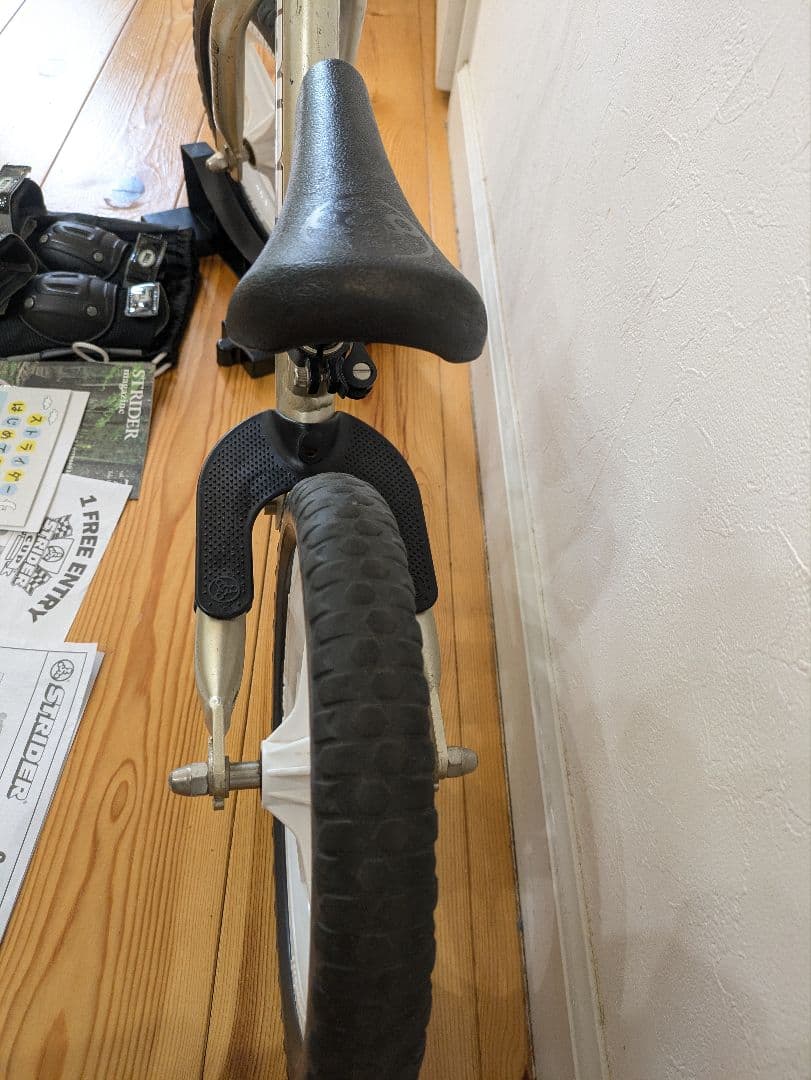 【フルセット限定モデル】STRIDER 12 PRO ゴールド バランスバイク