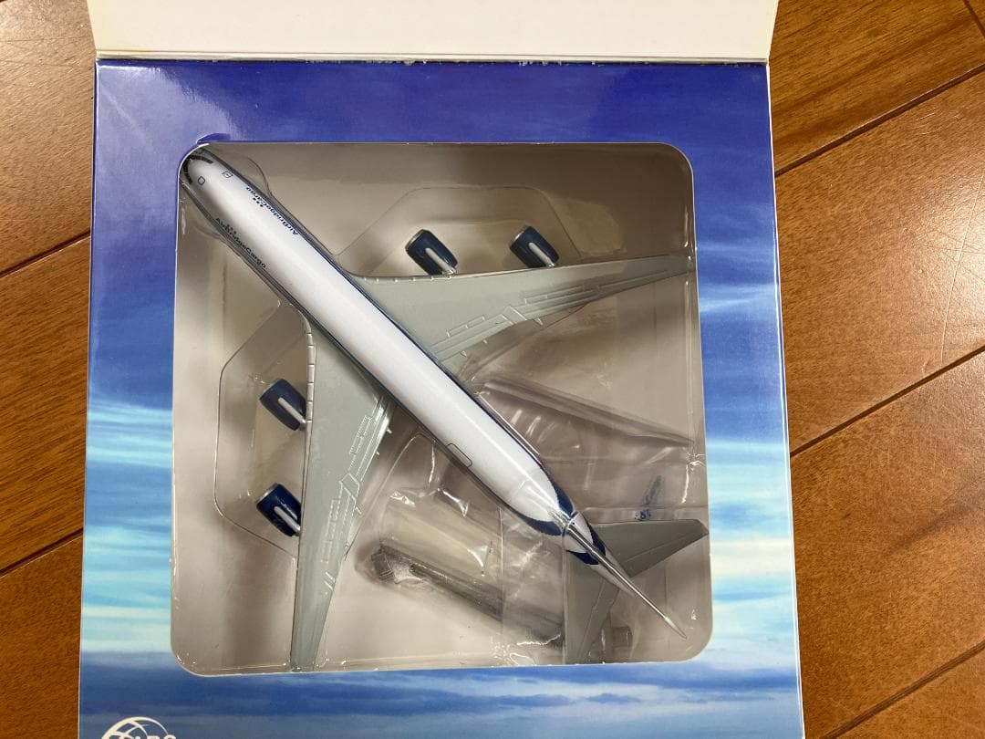 エアブリッジカーゴ　B747-8F　1/400　模型