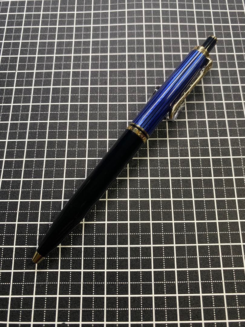 Pelikan Souveran K400 Blue-Stripe ボールペン