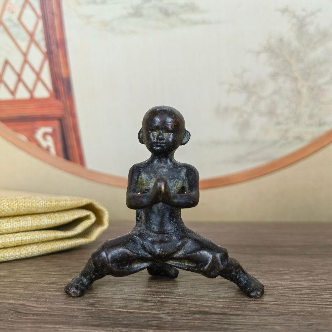 銅製 中国カンフー和尚 応接間 玄関 書架 博古架 茶台 装飾品 工芸品 置物