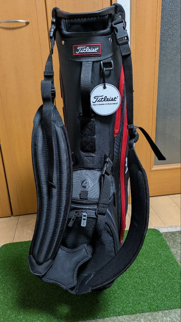 新品同様 タイトリスト Titleist スタンドキャディバッグ 黒/赤