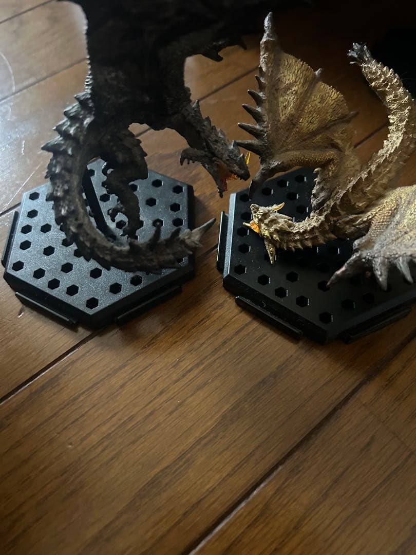 モンスターハンター 銀リオレウス 金リオレイア（怒りver）2体セットおまけ付き