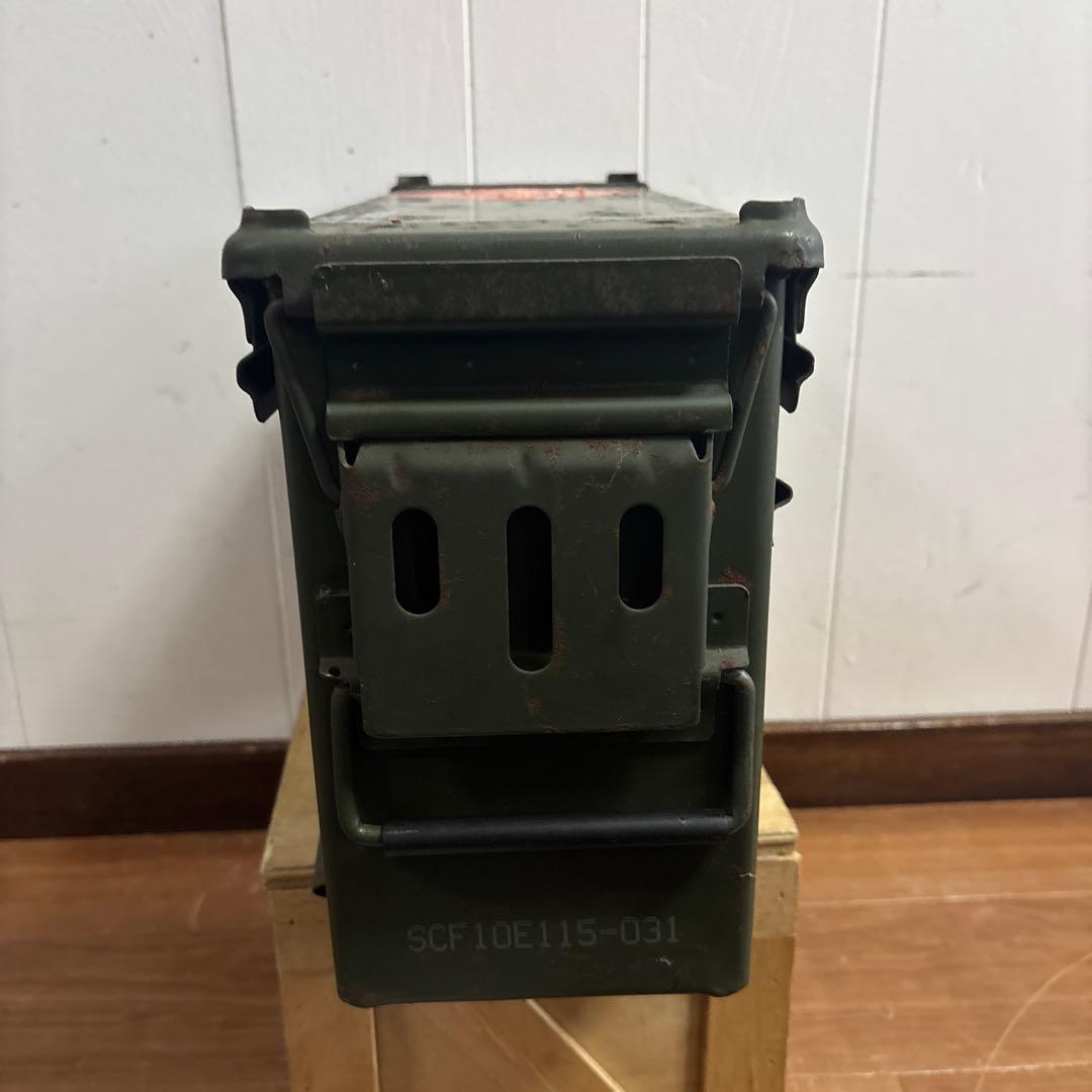 米軍　実物　AMMO BOX 40mm 32CARTRIDGES 弾薬箱