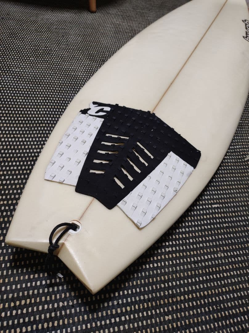 yorky ヨーキーサーフボード　ショートボード　fcs デッキパッド貼付済