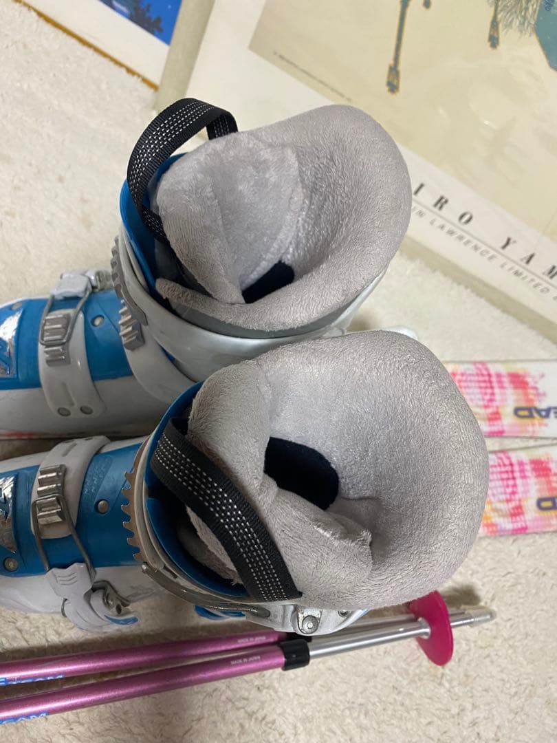 ジュニア　 head JOY スキー板 137cm ブーツ23cmストック伸縮式