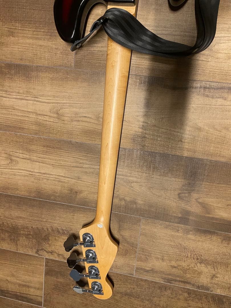 エレキベース サンバースト 20フレット